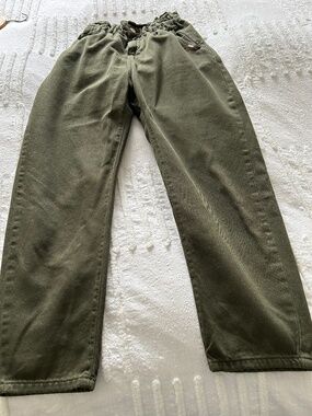 Green popcorn waist pants
